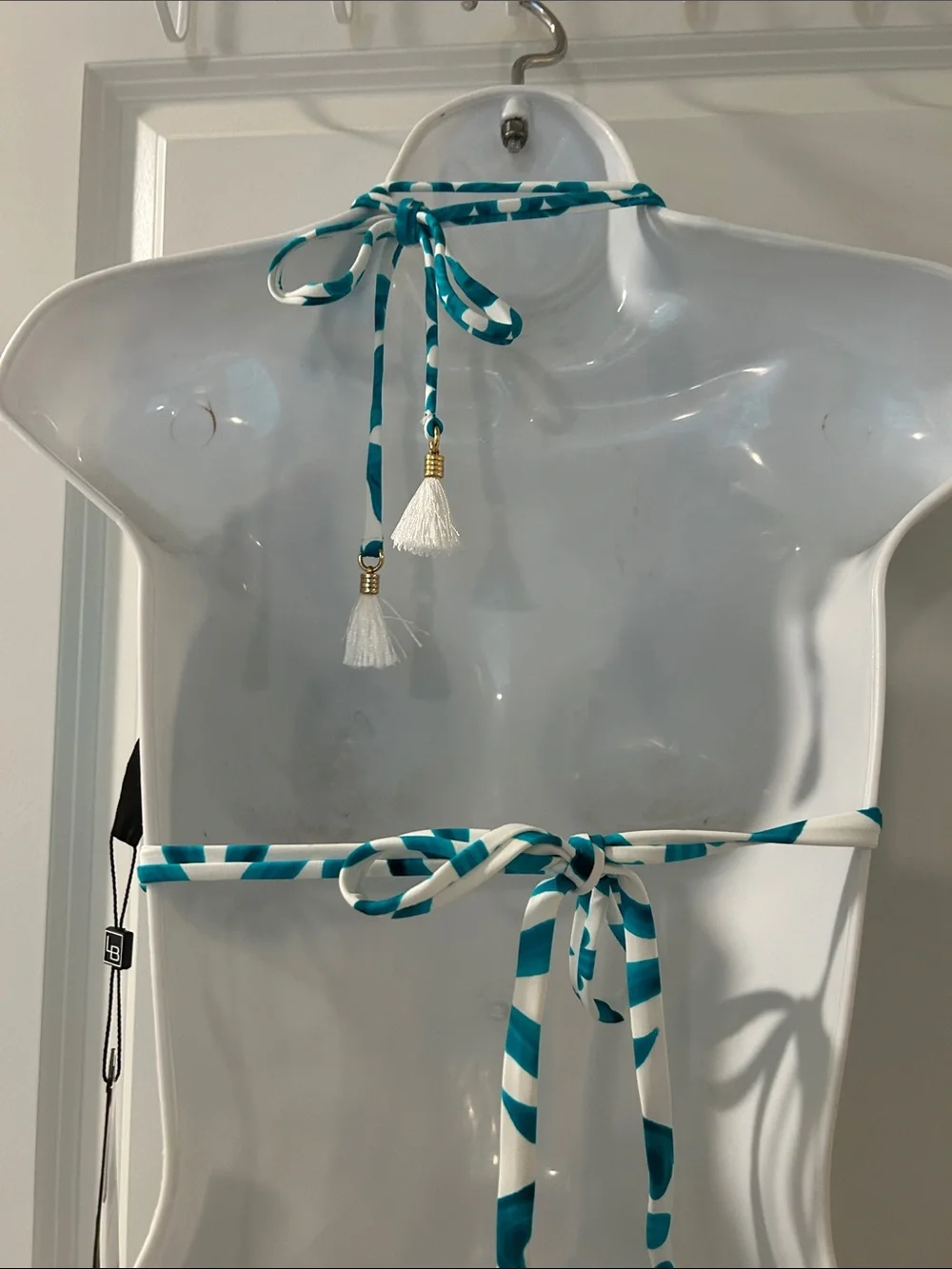 LA BLANCA Bikini Top / NWT
